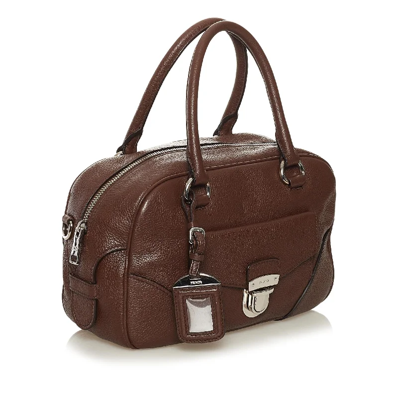 Prada bags with a front - flap pocket for quick access to essentialsPrada Vitello Daino Front Pocket Boston 35131