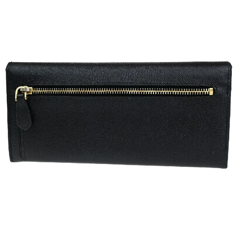 Medium - sized Prada tote bags in classic black for everyday versatilityPRADA Saffiano Wallet