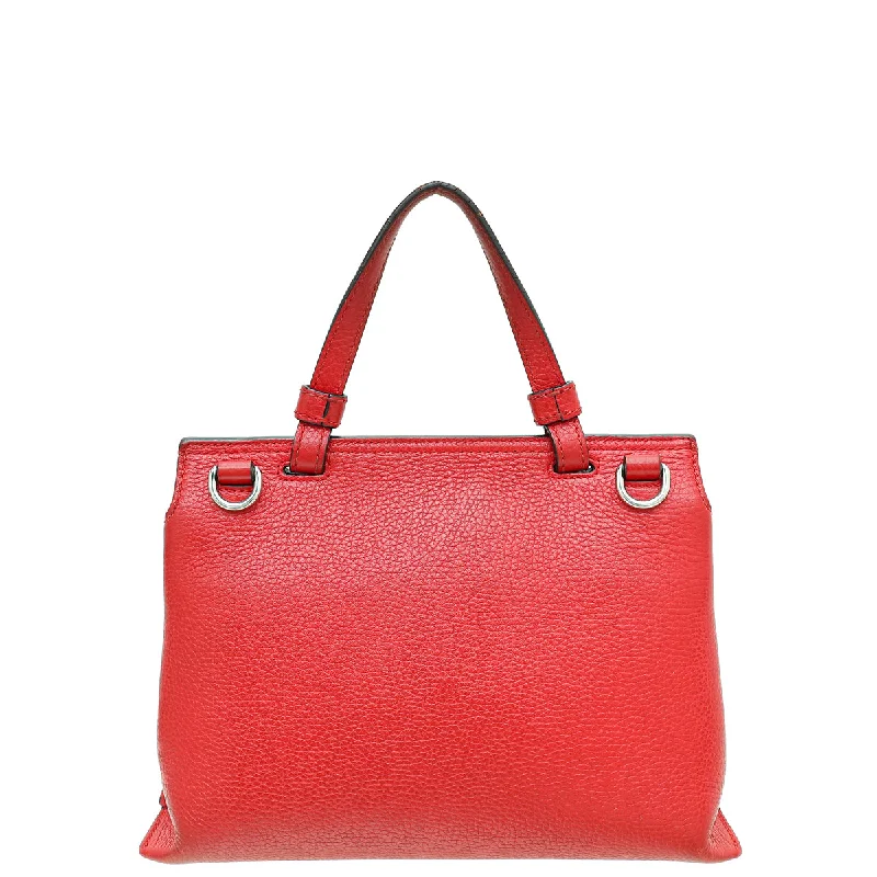 Women Gucci bags with a front - flap pocket for quick - access itemsGucci Red Bamboo Daily Top Handle Small Bag