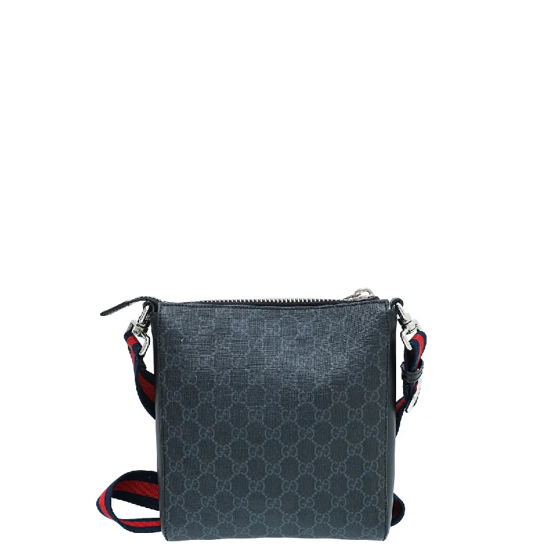 Gucci tote bags for women with a water - resistant coatingGucci Bicolor GG Supreme Small Messenger Bag