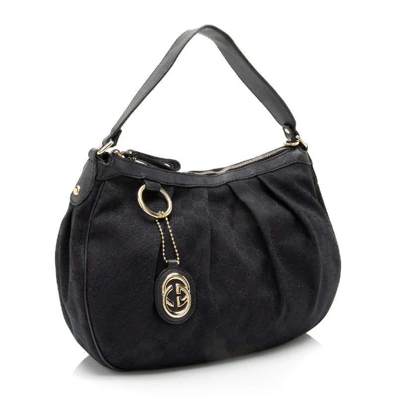 Ladies Gucci shoulder bags with a magnetic - closure flapGucci GG Canvas Sukey Hobo (SHF-23397)