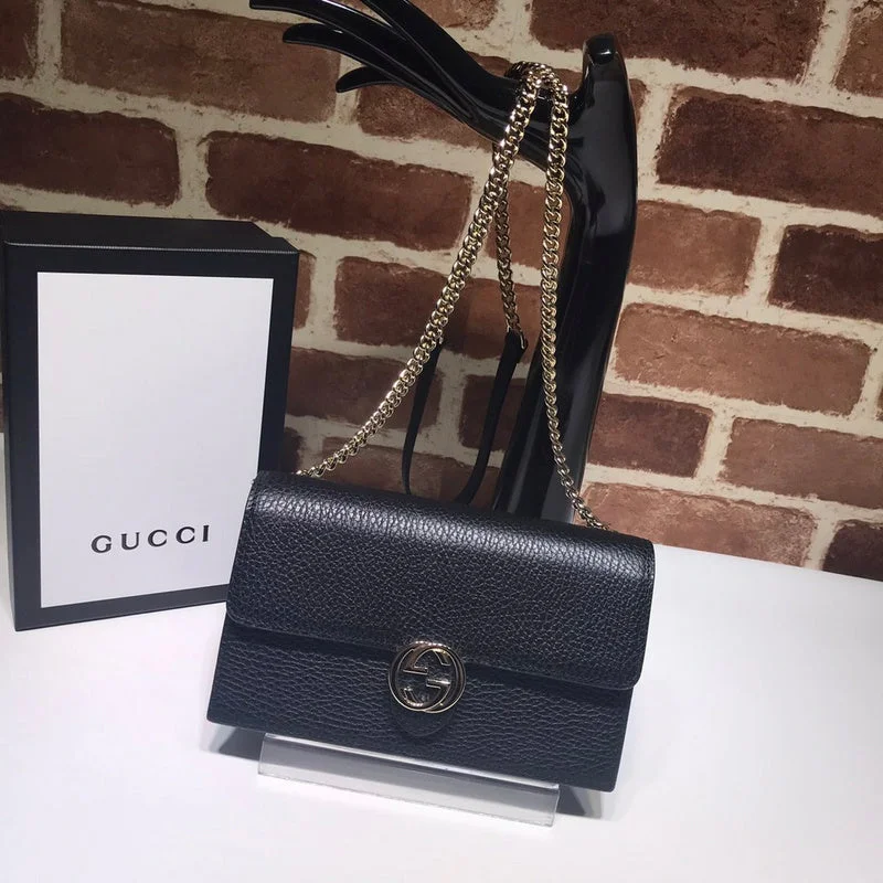 Women Gucci tote bags in GG Supreme canvas for a branded feelBC - GUCCI BAG - 2905