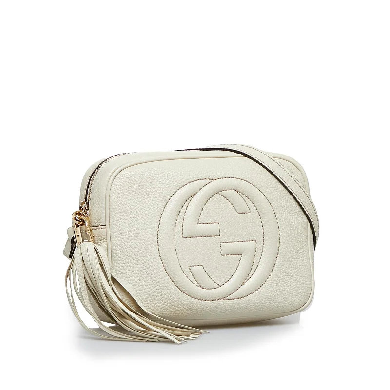 Women Gucci bags with interlocking G hardware for a classic lookGucci Soho Disco (SHG-bCk5me)