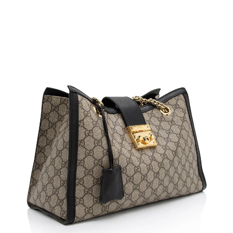 Gucci tote bags for women with a water - resistant coatingGucci GG Supreme Padlock Chain Medium Shoulder Bag (SHF-23565)