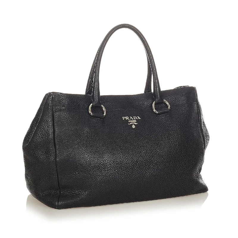 Ladies Prada shoulder bags with a magnetic - closure flap for easy opening and closingPrada Vitello Daino Handbag 25076