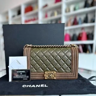 Chanel Colorful Handbag for Spring OutfitsBoy Calfskin Old Medium 25CM Limited Edition Leboy Green Brown No 18