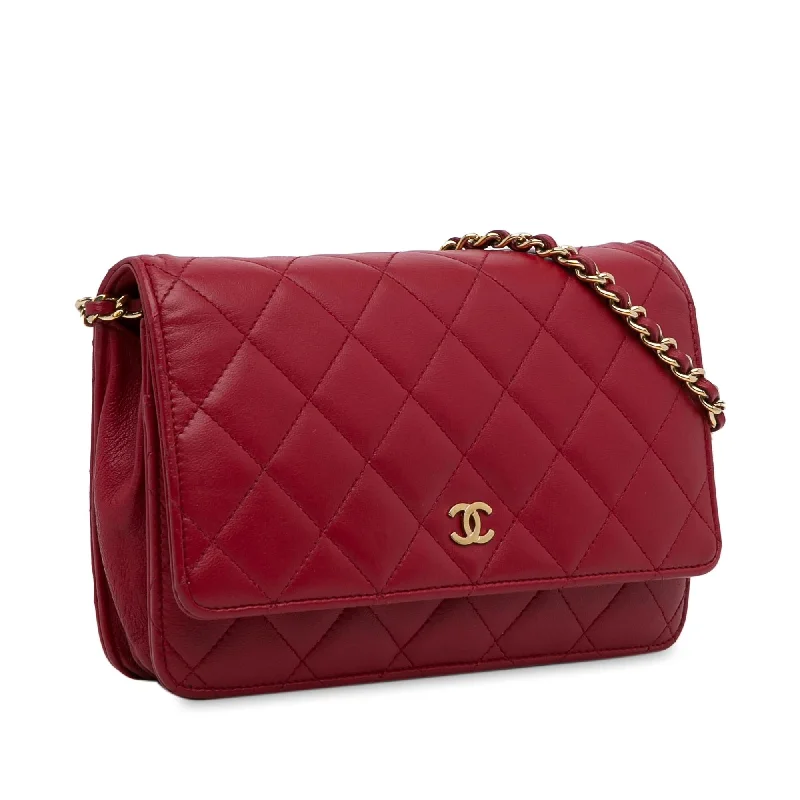 Chanel Classic Flap Bag for Evening PartyChanel Classic Lambskin Wallet on Chain (WqFH4J)