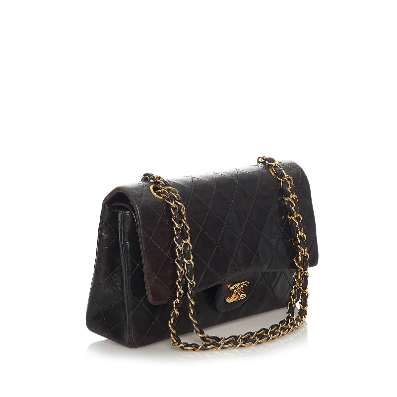 Chanel Designer Handbag with Unique DesignChanel Classic Medium Lambskin Leather Double Flap Bag (31351)