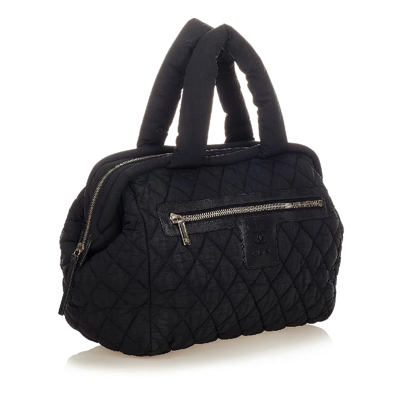 Chanel Black Handbag for Business MeetingsChanel Coco Cocoon Handbag (25507)