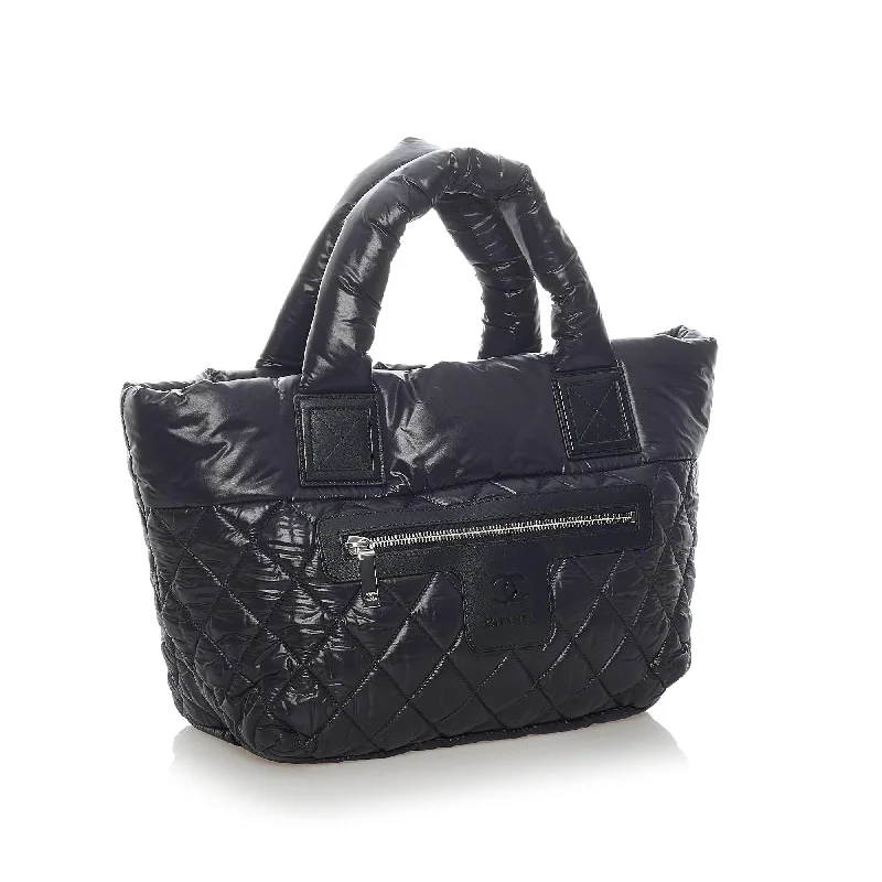 Chanel All - Match Handbag for Versatile StylingChanel Coco Cocoon Tote Bag (36396)