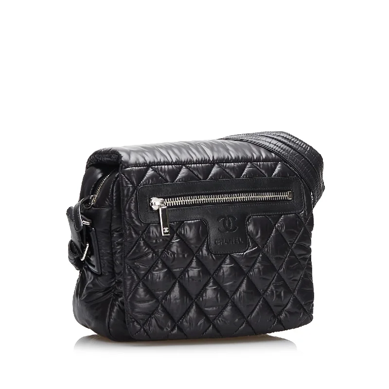 Chanel Handbag with Adjustable Strap for ComfortChanel Cocoon Crossbody (xY9W4F)