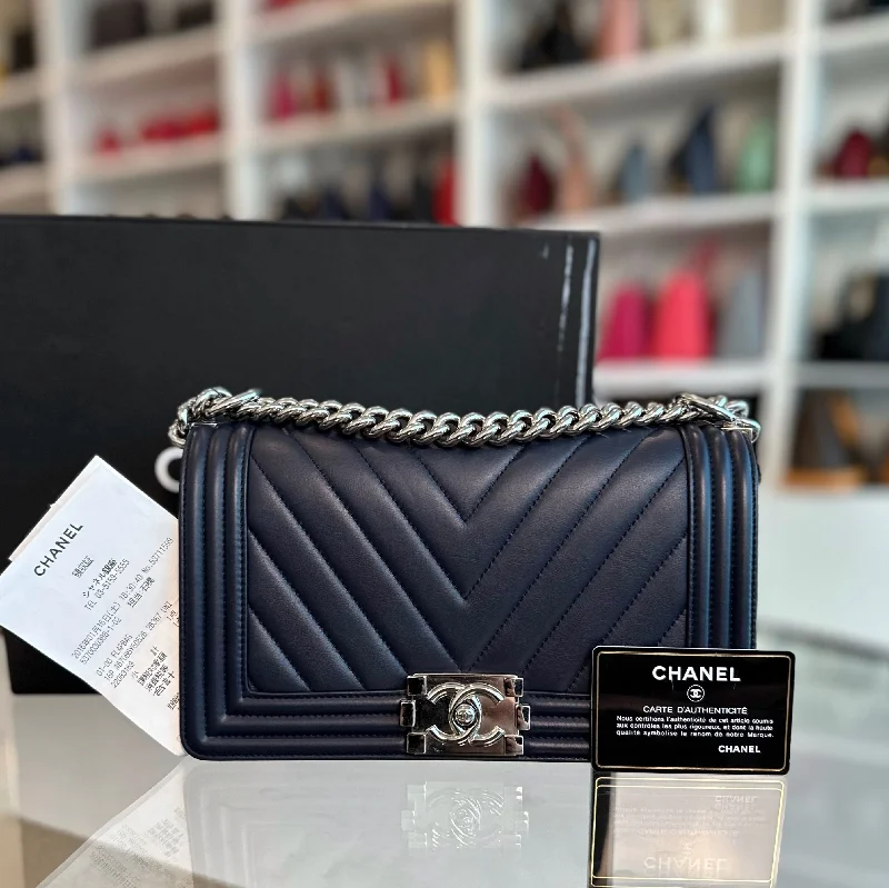 Chanel Black Handbag for Business Meetings*Full Set Receipt* Boy Lambskin Old Medium 25CM Chevron Dark Blue SHW No 22