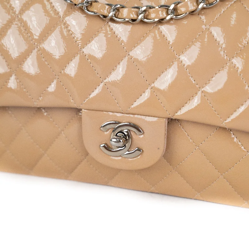 Chanel Lightweight Handbag for Daily ErrandsChanel Patent Medium Classic Flap Beige