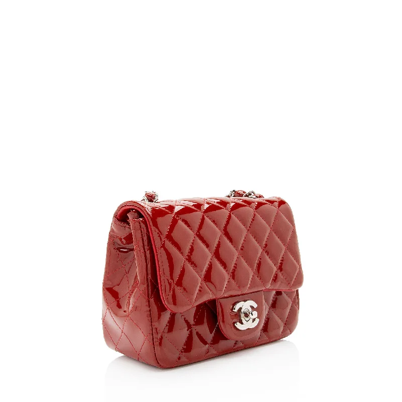 Chanel Classic Flap Bag for Evening PartyChanel Patent Leather Classic Square Mini Flap Bag (XYG7aO)