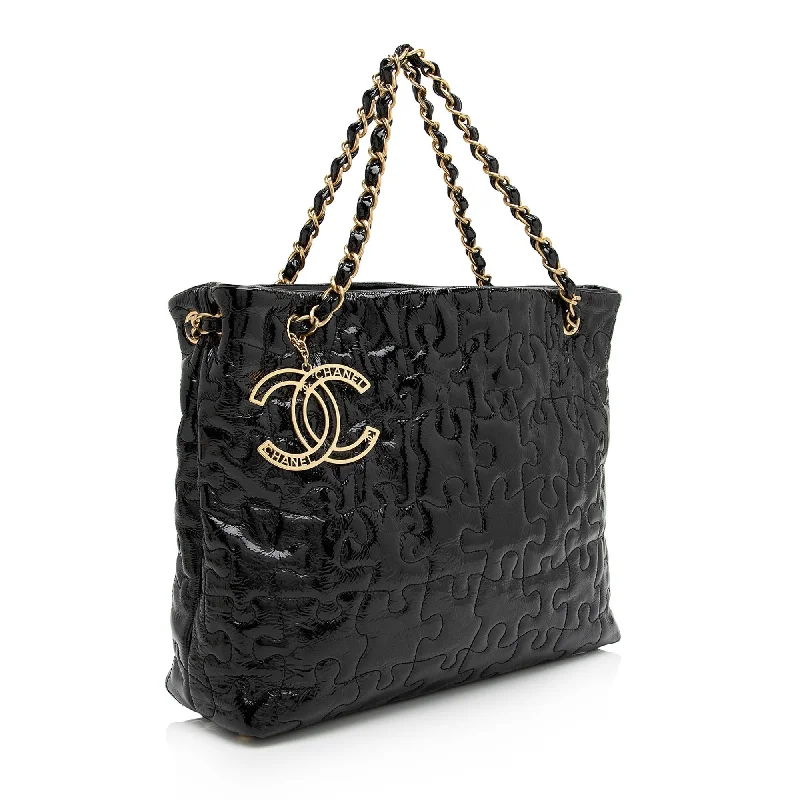 Chanel Quilted Leather Shoulder Bag for FashionistasChanel Patent Leather Puzzle Tote (uPxGaG)