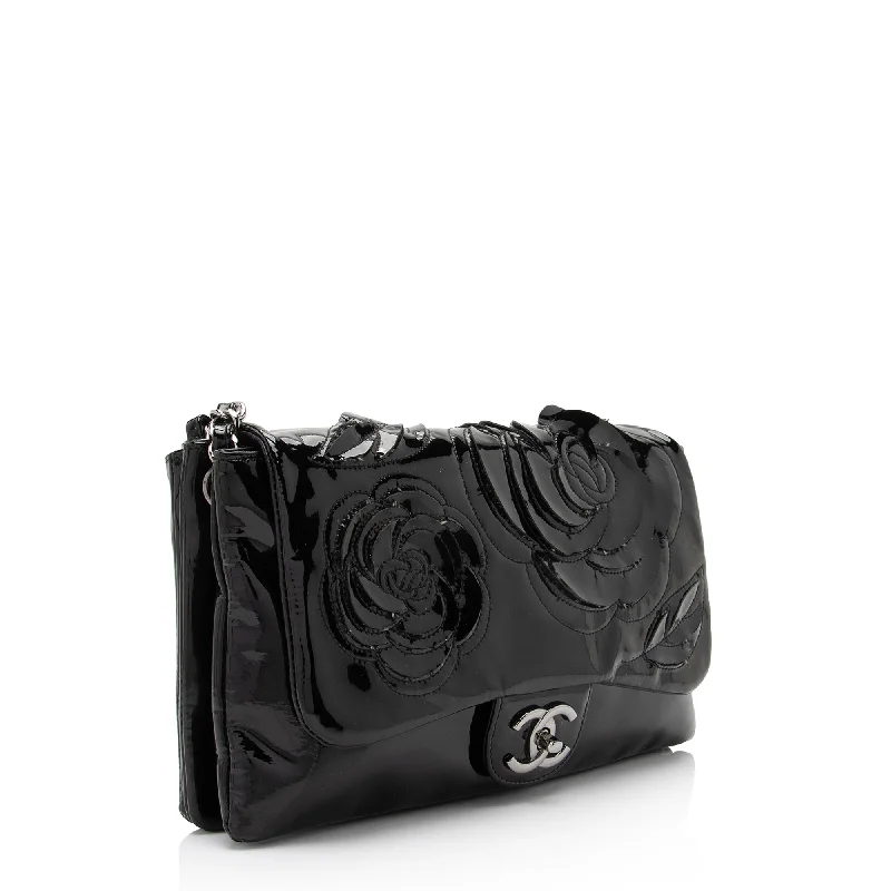 Chanel Chain Strap Handbag for Everyday UseChanel Patent Leather Tweed Petals Camellia Jumbo Single Flap Bag (ogJ8Wu)