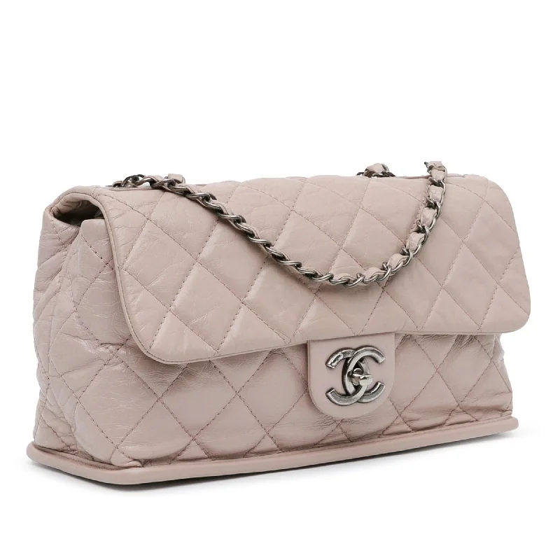 Chanel Colorful Handbag for Spring OutfitsChanel Quilted Aged Calfskin Single Flap (vBvXcU)