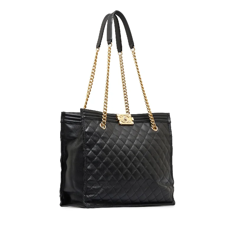 Chanel Medium Tote Bag for Office LadiesChanel Quilted Boy Shopper Tote (8Epdbv)